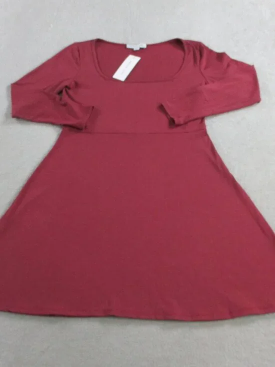 Amour Vert Braylee Reverie Dress Womens Medium Red Pomegranate Mini NEW $148 - Picture 2 of 11